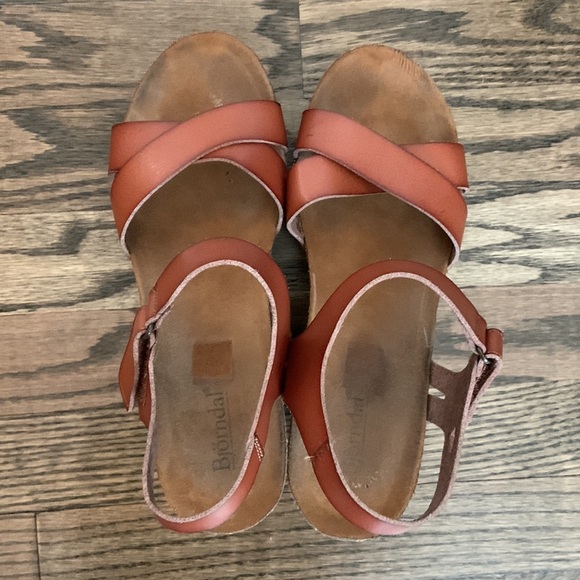 Bjorndal Women's Brown Leather Criss Cross Wedge Heeled Sandals - Picture 5 of 7